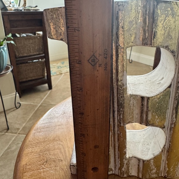 Gold and White Decorative Letter B - Picture 11 of 15